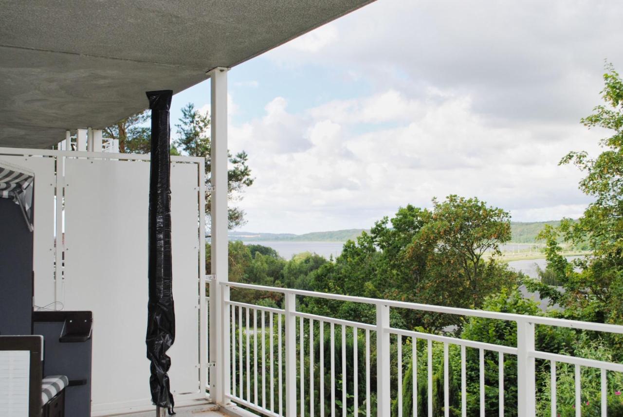 Ferienresidenz Zwei Bodden Fewo2-8 - Balkon, Sauna, Kamin Lietzow Buitenkant foto