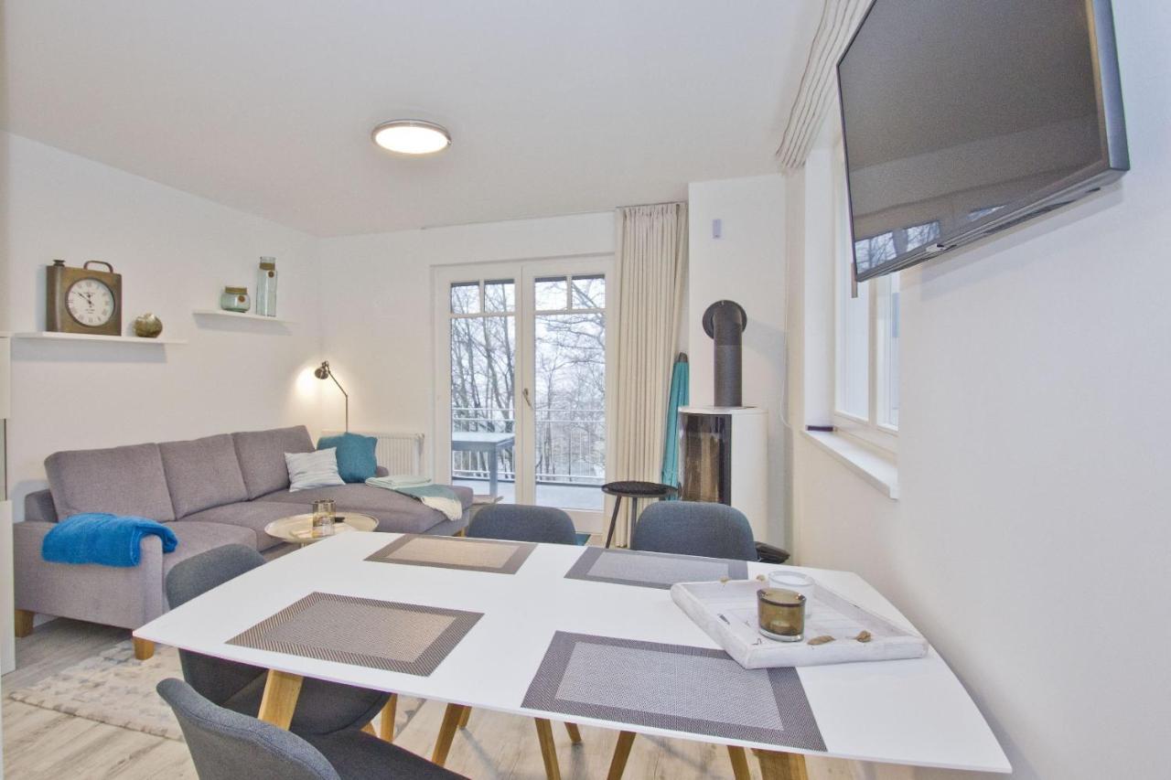 Ferienresidenz Zwei Bodden Fewo2-8 - Balkon, Sauna, Kamin Lietzow Buitenkant foto